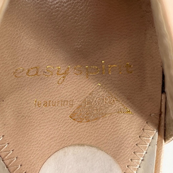 EUC Easy Spirit Nexist Heels - Picture 10 of 11